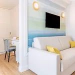 Sky Pool Sole 4*