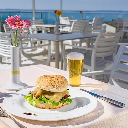 Sky Pool Sole 4* Γκάρντα