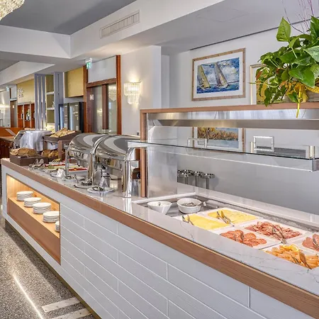 Sky Pool Sole Ξενοδοχείο Γκάρντα