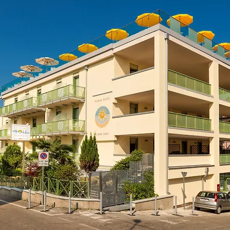 Ξενοδοχείο Sky Pool Sole Γκάρντα