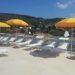 Hotel Sky Pool Sole 4*