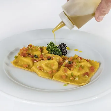 Sky Pool Sole Отель Гарда