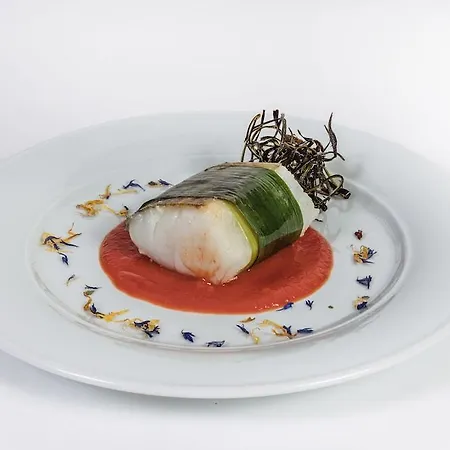 Sky Pool Sole 4* Garda