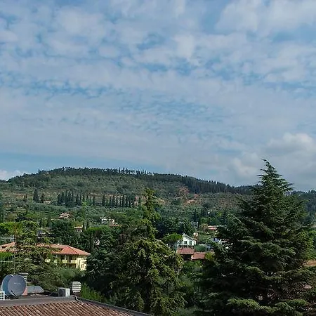 Sky Pool Sole 4* Garda