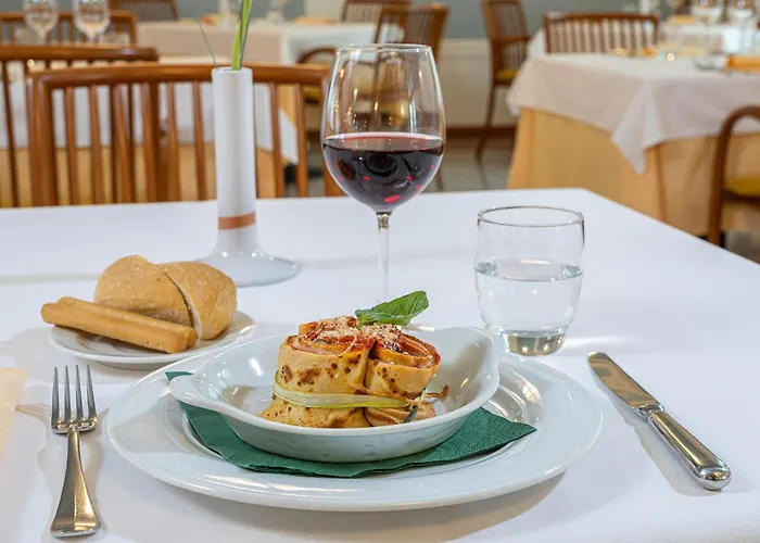 Sky Pool Sole 4* Garda (Verona)