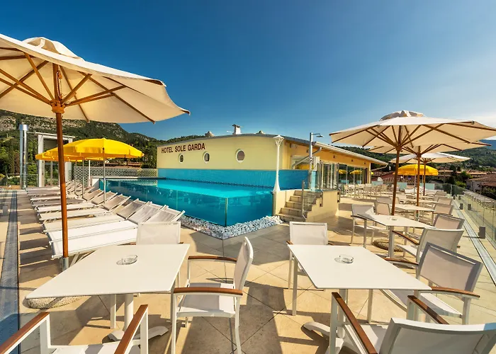 Sky Pool Sole Garda (Verona)